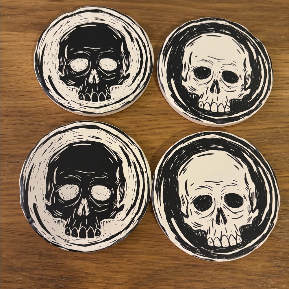 Prima Designs Skull Design Coasters Set of Four Black and White New